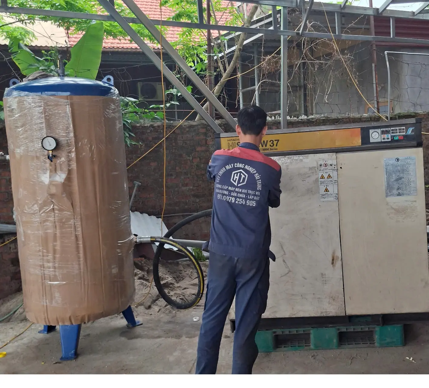 lap-dat-may-nen-khi-hitachi-nhat-bai-37kw